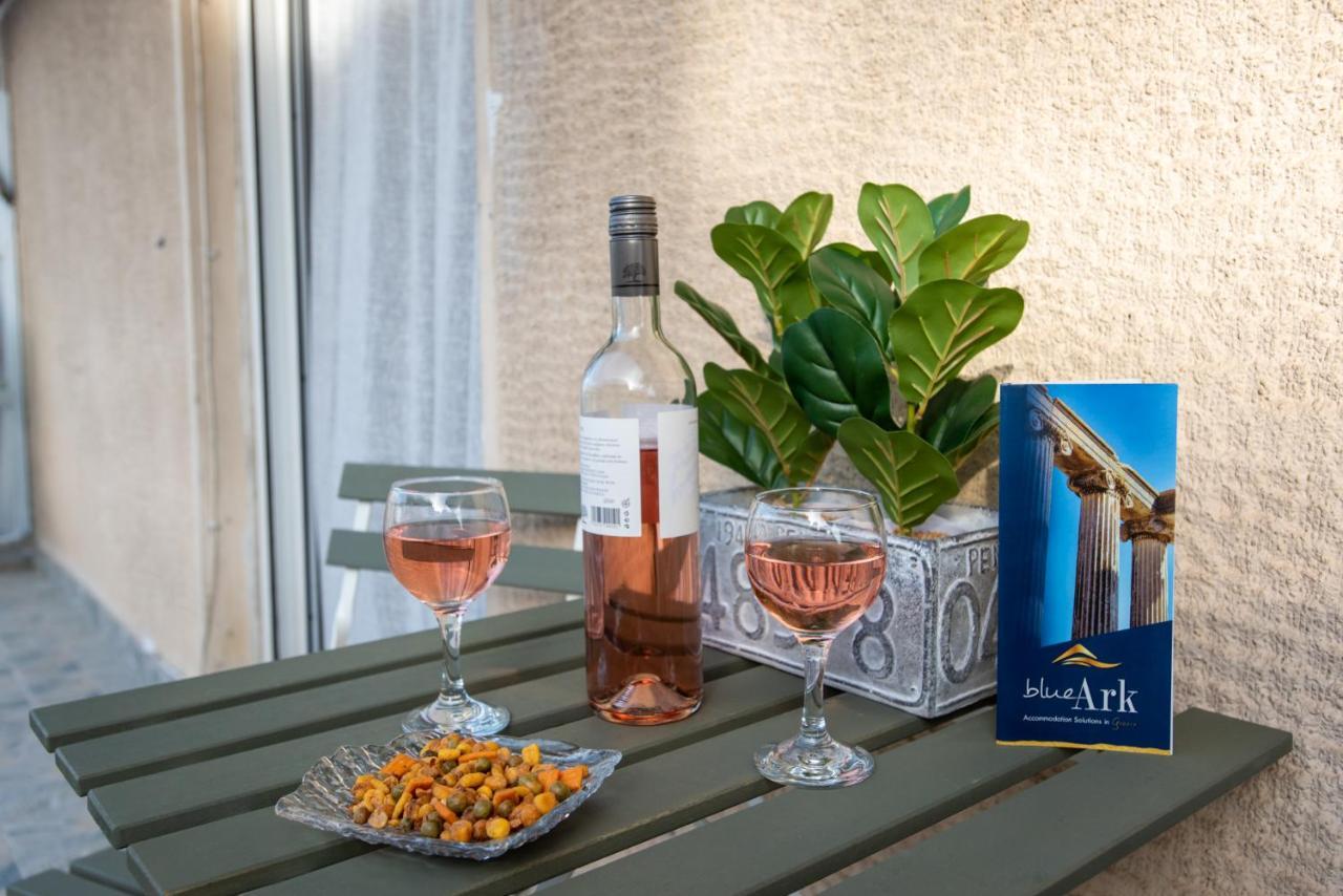 Blue Ark Wanderlust Apartment Athens Ngoại thất bức ảnh